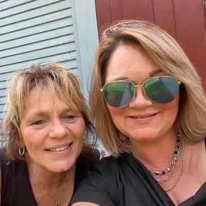 Meet your Posher, Brooke